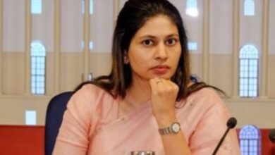 खडसे कुटुंब अडचणीत! जावई अटकेत, सून रक्षा खडसेंचा स्फोटक प्रत्यूत्तर