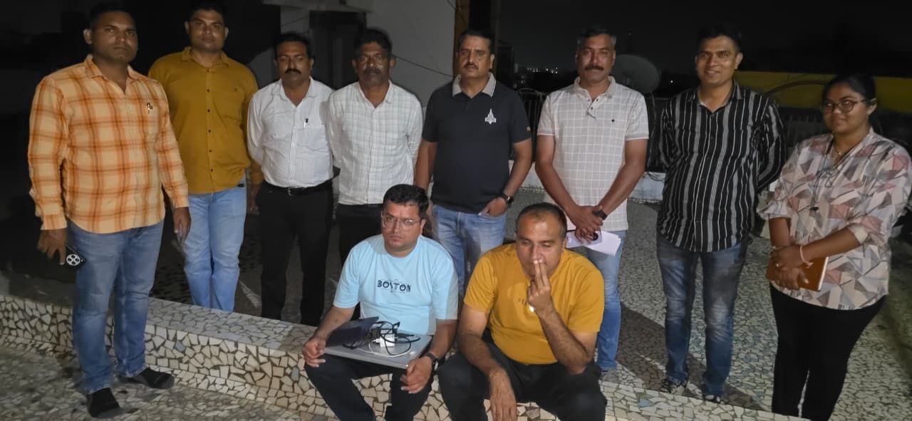 इंडिया–पाक मॅचचा बहाणा, भुसावळमध्ये ऑनलाइन सट्टेबाजी – पोलिसांचा छापा