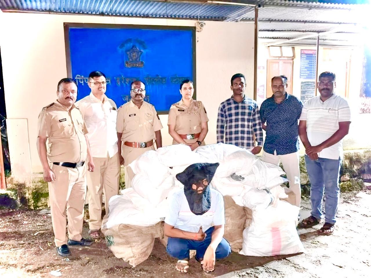 Gutkha worth 2.5 lakhs seized in Pimpalgaon Hareshwar
